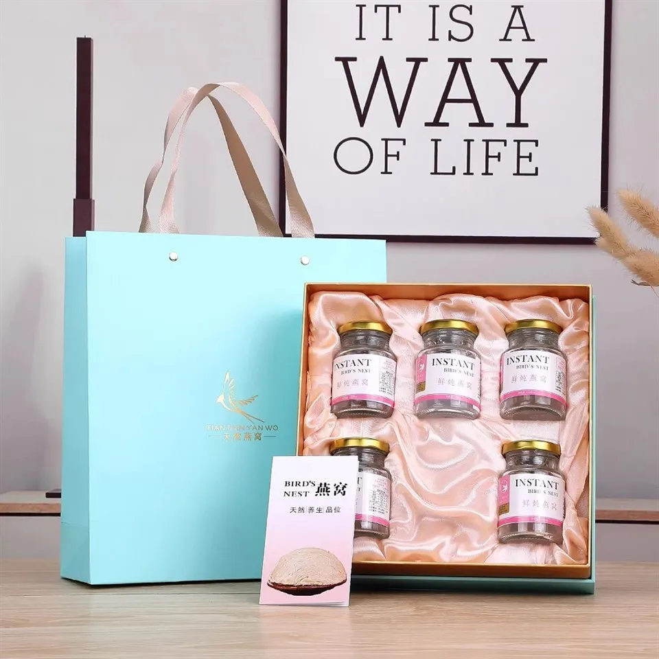 Boîte d'emballage Cubilose