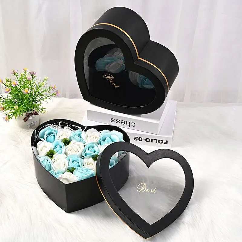 Boîte en papier en forme de coeur