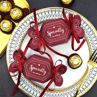 Coffrets cadeaux de mariage en forme de bonbons