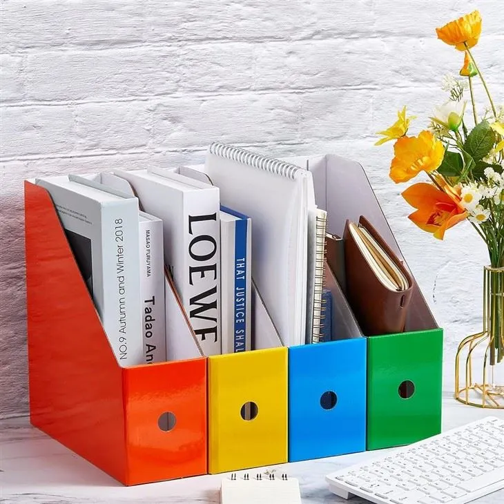Porte-revues de bureau verticaux en carton coloré